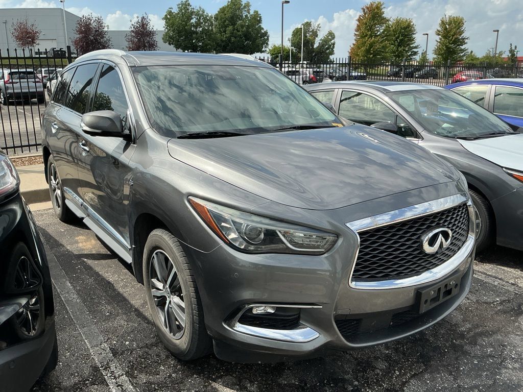 Used 2018 INFINITI QX60 FWD w/ Premium Plus Package image 8