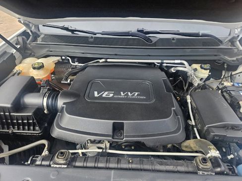 Used 2016 GMC Canyon SLT w/ Driver Alert Package image 16