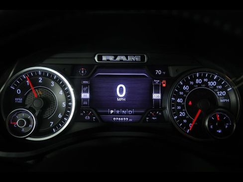Used 2020 RAM 1500 Big Horn AWD/4WD image 25