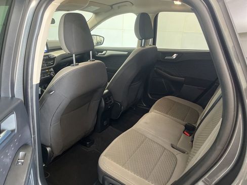 Used 2020 Ford Escape SE FWD image 25