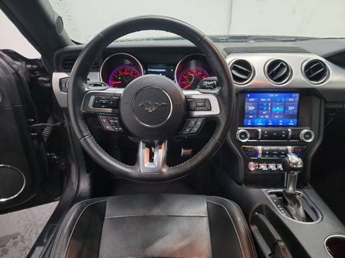 Used 2022 Ford Mustang GT Premium image 16