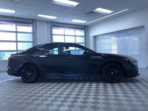 Certified 2025 Toyota Camry SE image 34