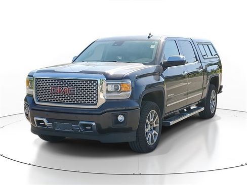 Used 2015 GMC Sierra 1500 Denali w/ Driver Alert Package image 2