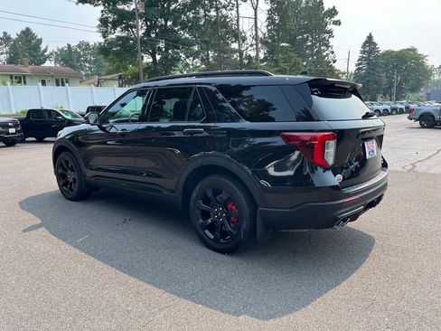 Used 2023 Ford Explorer ST w/ Technology Package image 4