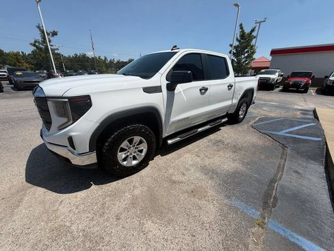 Used 2022 GMC Sierra 1500 Pro w/ Convenience Package AWD/4WD image 3