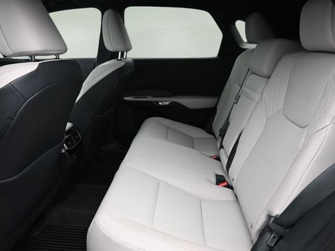 Used 2024 Lexus RX 350 Premium w/ Accessory Package AWD/4WD image 19