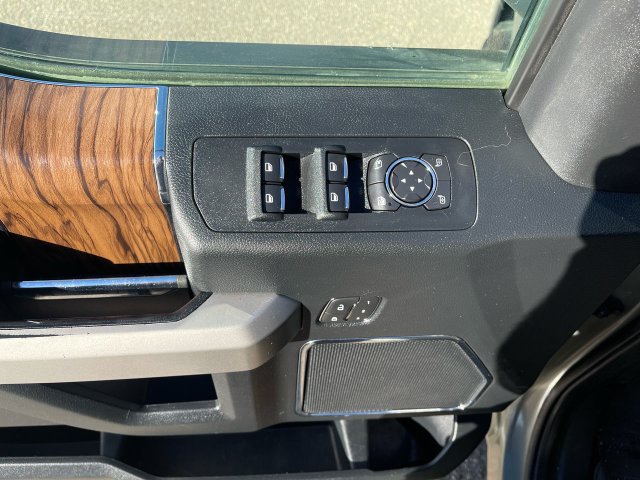 Used 2020 Ford F150 Lariat w/ Equipment Group 502A Luxury AWD/4WD image 13