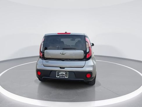 Used 2017 Kia Soul w/ Convenience Package FWD image 8