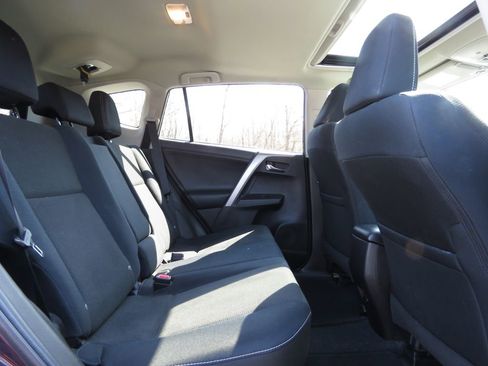 Used 2016 Toyota RAV4 XLE w/ Convenience Package image 16