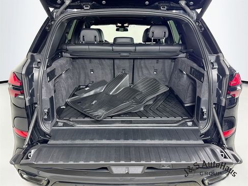 Used 2025 BMW X5 xDrive40i w/ M Sport Package image 34