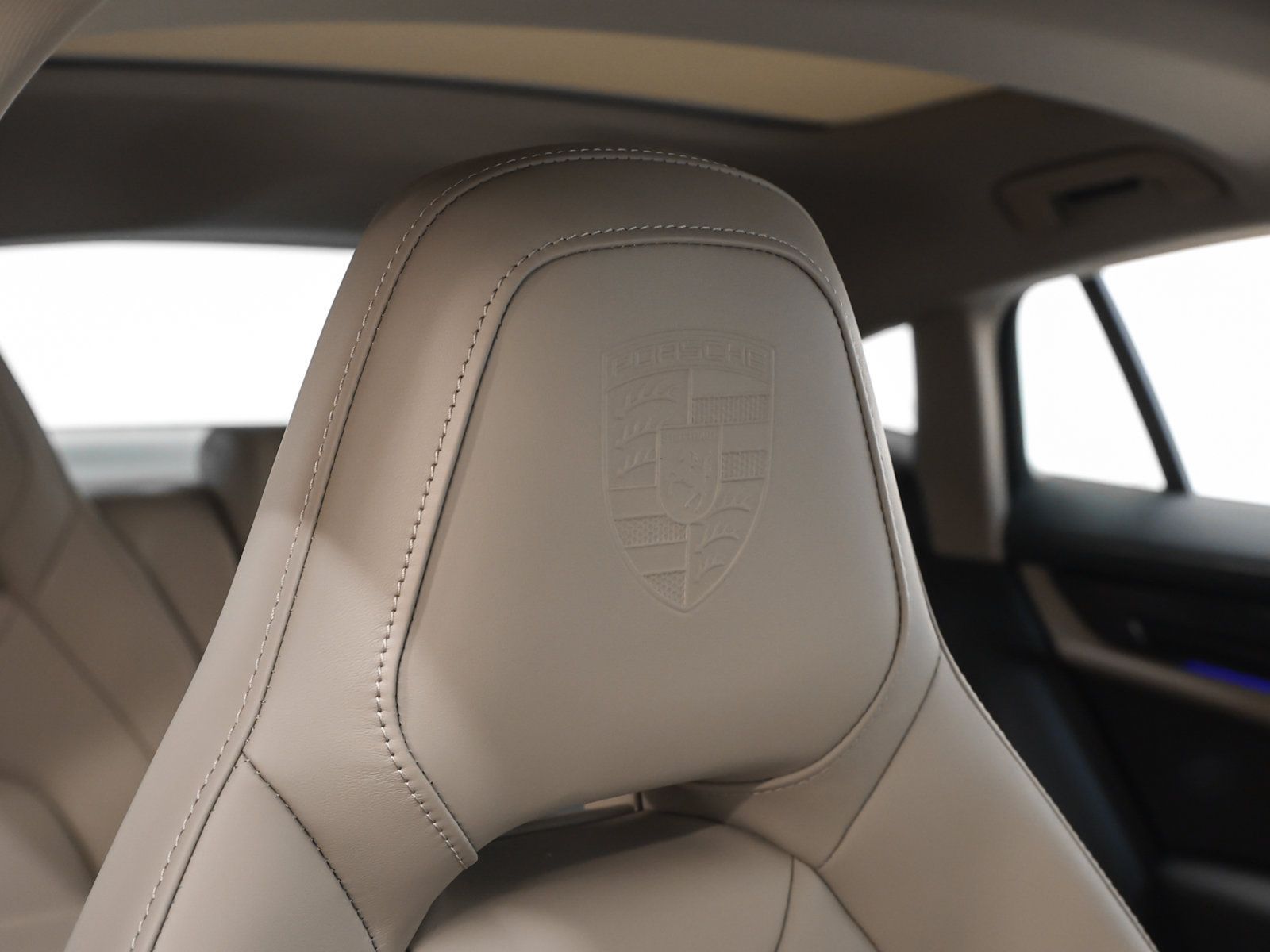 Certified 2026 Porsche Panamera 4 AWD/4WD image 24