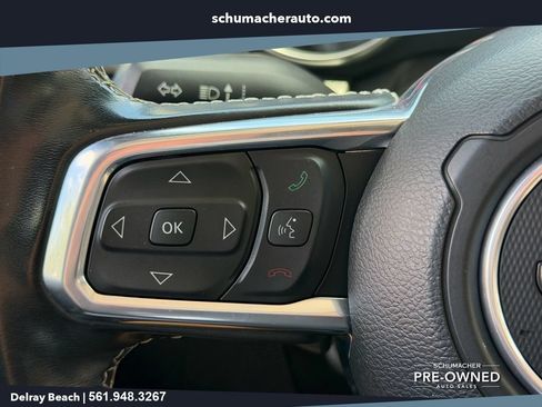 Used 2022 Jeep Wrangler Unlimited Sahara w/ LED Lighting Group AWD/4WD image 22