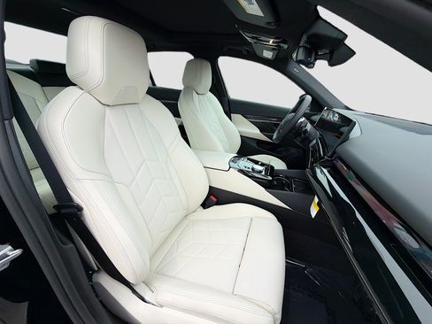 New 2027 BMW 530i RWD image 15
