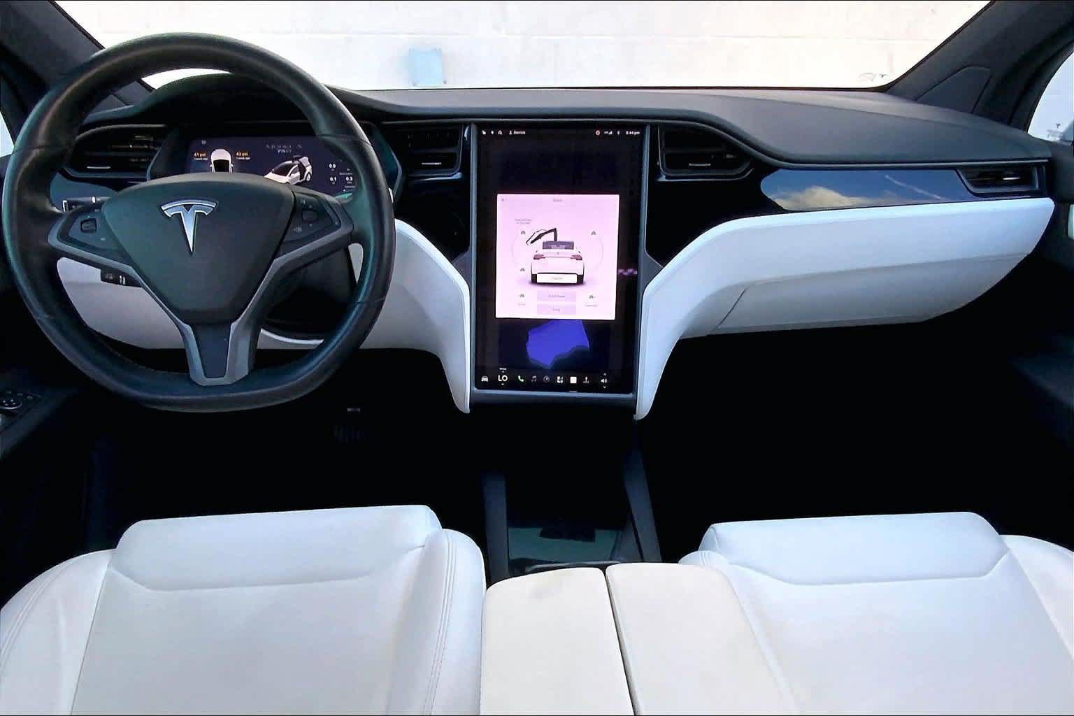 Used 2018 Tesla Model X 75D AWD/4WD image 9