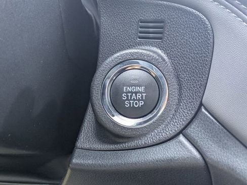 Used 2025 Subaru Outback Onyx Edition XT w/ Popular Package #2 image 31