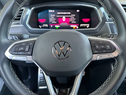 Used 2023 Volkswagen Tiguan SE R-Line AWD/4WD image 22
