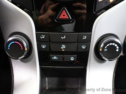 Used 2016 Chevrolet Cruze LT FWD image 37