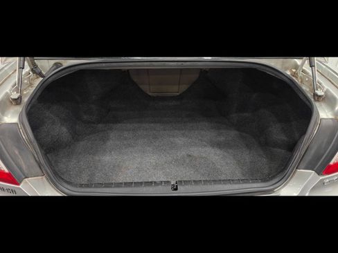 Used 2011 Mitsubishi Galant FWD image 24