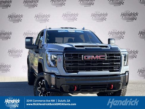 Used 2024 GMC Sierra 2500 AT4X image 1
