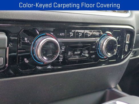 New 2026 GMC Sierra 1500 Elevation image 30