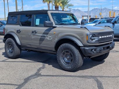 New 2025 Ford Bronco Badlands w/ Sasquatch Package