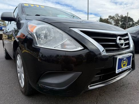 Used 2017 Nissan Versa S image 7
