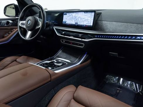 Certified 2023 BMW X7 xDrive40i w/ M Sport Package image 27