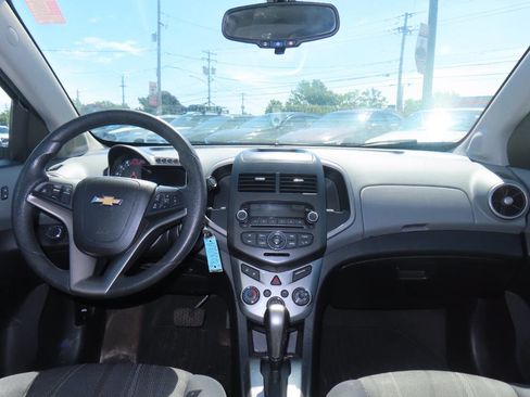 Used 2015 Chevrolet Sonic LT FWD image 43