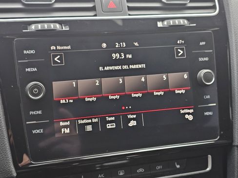 Used 2020 Volkswagen GTI S image 7