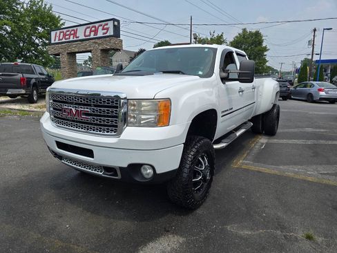Used 2011 GMC Sierra 3500 Denali AWD/4WD image 7