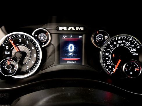 Used 2022 RAM 2500 Tradesman AWD/4WD image 22
