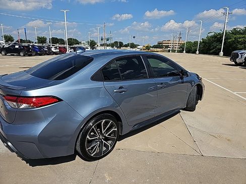 Used 2020 Toyota Corolla SE FWD image 3