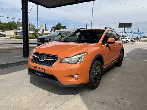 Used 2014 Subaru Crosstrek 2.0i Limited w/ Popular Package #2 AWD/4WD image 4
