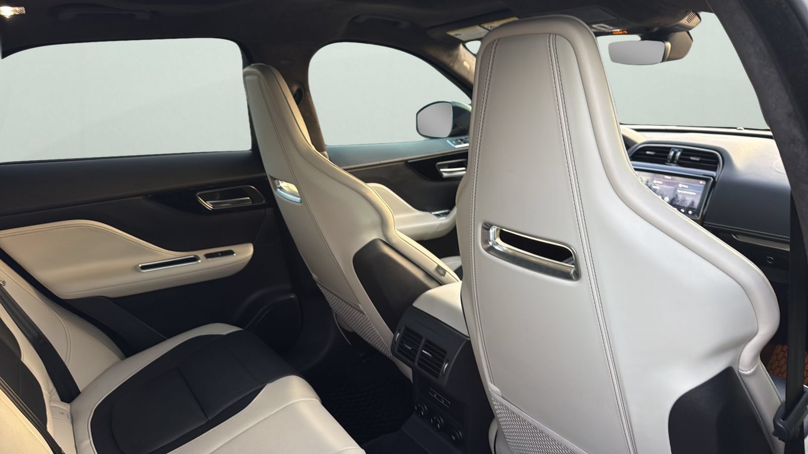 Used 2020 Jaguar F-PACE R-Sport AWD/4WD image 25