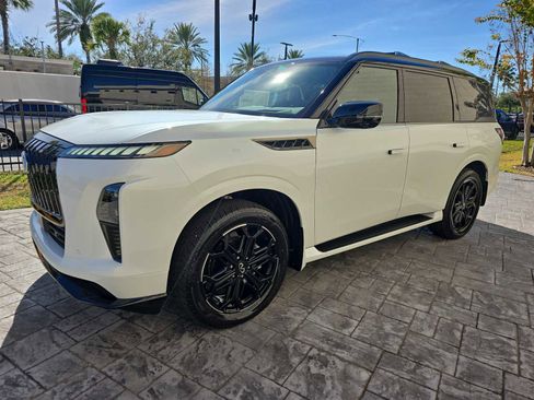 New 2026 INFINITI QX80 4WD w/ Sport Exterior Package image 9