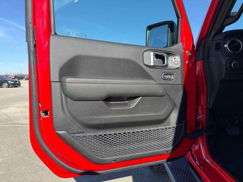 New 2026 Jeep Wrangler Sahara image 20