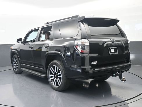 Used 2024 Toyota 4Runner Limited AWD/4WD image 4