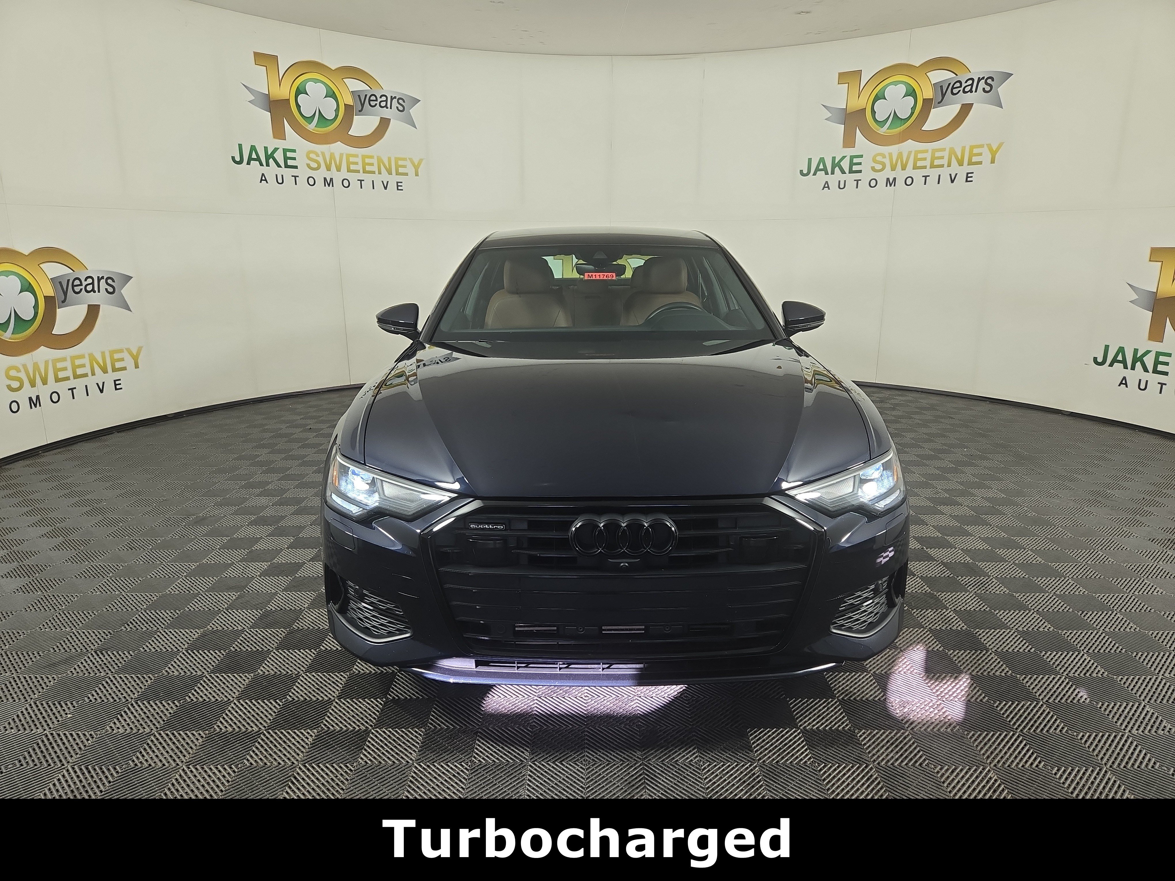 Used 2023 Audi A6 Premium Plus w/ Premium Plus Package AWD/4WD image 3