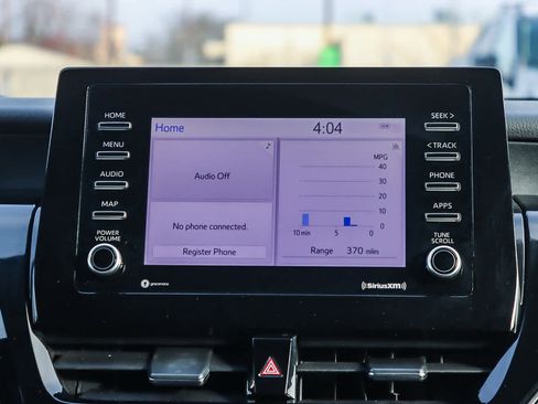 Used 2022 Toyota Camry SE image 13