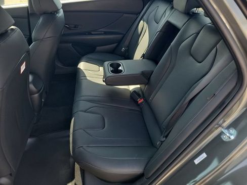 New 2026 Hyundai Elantra SEL Sport FWD image 27