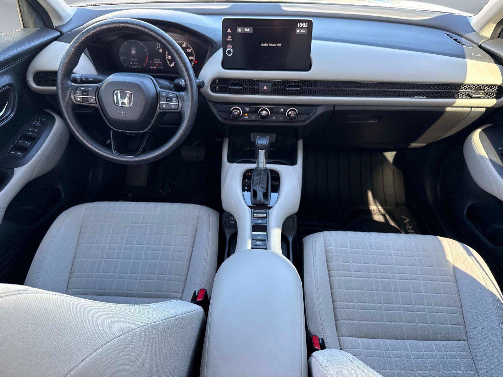 Certified 2027 Honda HR-V LX image 15