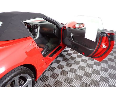 Used 2007 Chevrolet Corvette Convertible RWD image 29
