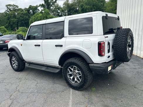 Used 2025 Ford Bronco Badlands AWD/4WD image 8