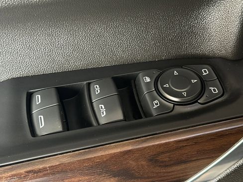 Used 2022 GMC Sierra 1500 SLT w/ SLT Premium Plus Package image 12