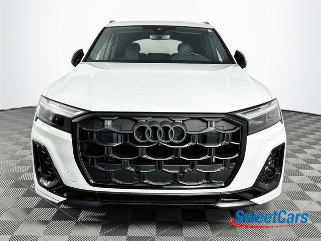 Used 2025 Audi SQ7 Premium Plus AWD/4WD image 2