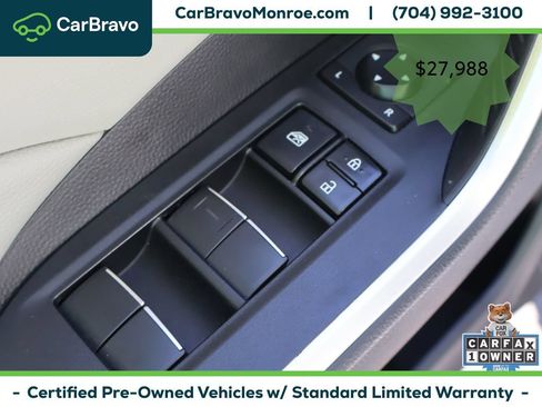 Used 2021 Toyota RAV4 XLE Premium FWD image 17
