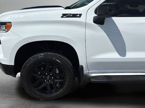 Used 2026 Chevrolet Silverado 1500 LT Trail Boss w/ LPO, Dark Essentials Package AWD/4WD image 36