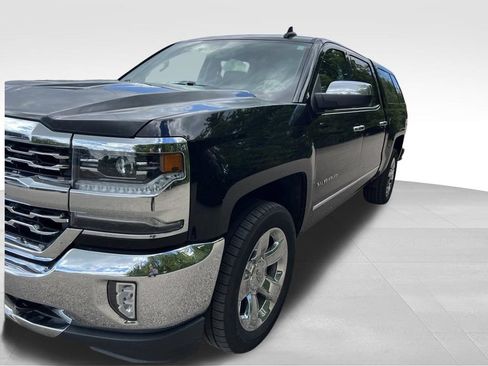 Used 2018 Chevrolet Silverado 1500 LTZ w/ Sport Package AWD/4WD image 12