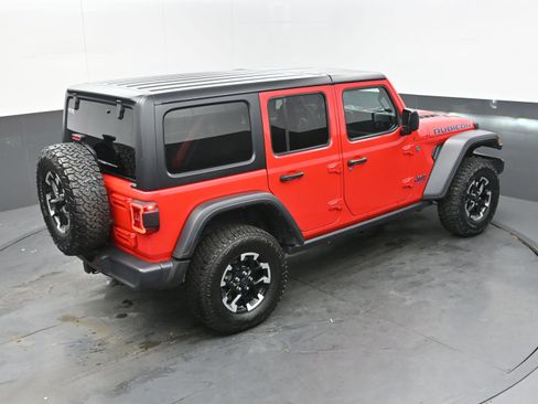 Used 2024 Jeep Wrangler Unlimited Rubicon 4xe image 39
