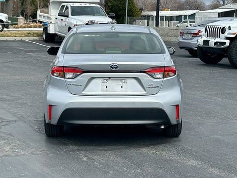 Used 2024 Toyota Corolla LE AWD/4WD image 6